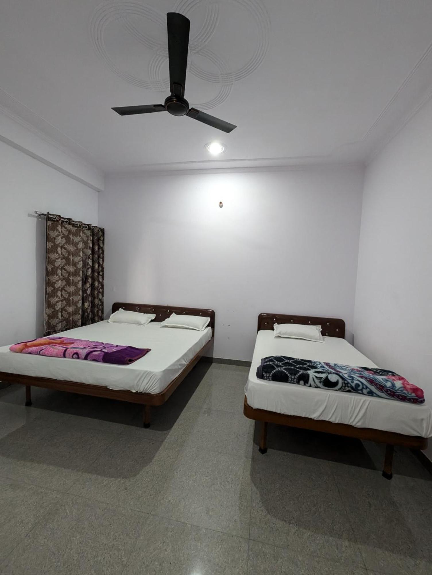 Hotel Raghunath Palace Khatu Exterior photo